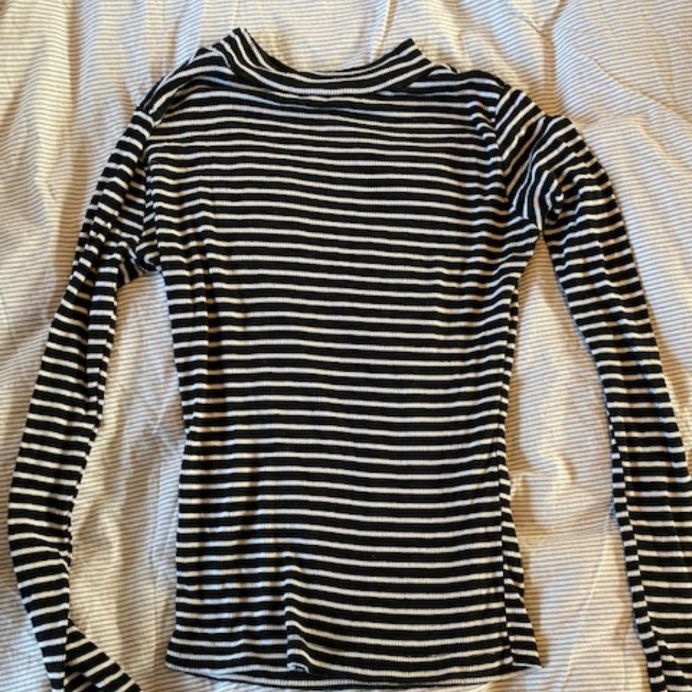 Brandy Melville Striped Long Sleeve Top